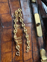 Load image into Gallery viewer, Vintage 9ct Mariner Bracelet