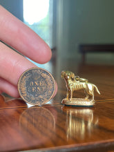 Load image into Gallery viewer, Georgian High Carat Dog Fob with Boar Intaglio