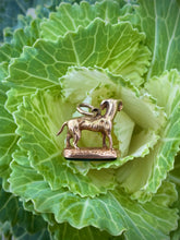 Load image into Gallery viewer, Georgian High Carat Dog Fob with Boar Intaglio