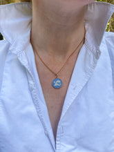 Load image into Gallery viewer, Vintage (C. 1970) Wedgewood Pisces Zodiac Pendant