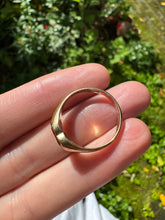 Load image into Gallery viewer, Vintage Asprey London Carnelian Heart Signet Ring