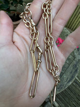 Load image into Gallery viewer, Dated 1917 9ct Fetter Link Chain and Extender
