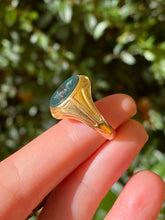 Load image into Gallery viewer, Antique 18 ct Intaglio Signet Ring