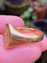 Load image into Gallery viewer, Chunky 18ct Crested Signet with Perfect Hallmarks