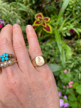 Load image into Gallery viewer, Chunky c. 1920 Dog or Griffin Signet Ring