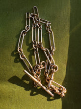 Load image into Gallery viewer, c. 1914 9ct Trombone Link Chain
