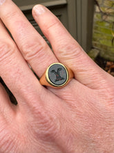 Load image into Gallery viewer, c. 1939 18ct and Bloodstone Intaglio Signet Ring
