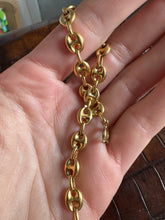 Load image into Gallery viewer, Vintage 9ct Mariner Bracelet
