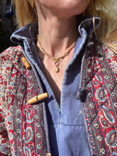 Load image into Gallery viewer, Vintage 9ct Lucky Bean Charm or Pendant
