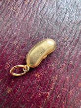Load image into Gallery viewer, Vintage 9ct Lucky Bean Charm or Pendant
