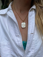 Load image into Gallery viewer, Victorian Mother of Pearl Pendant
